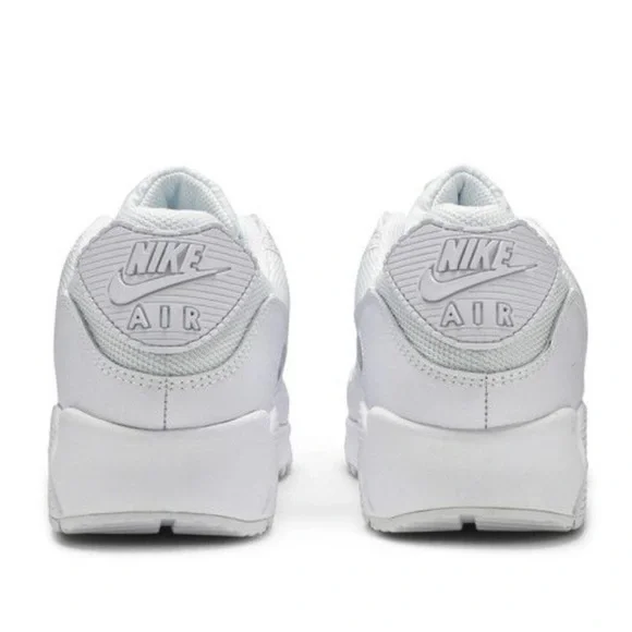 Nike WMNS 2020 Air Max 90 'Triple White'
Sneakers - Picture 8 of 16